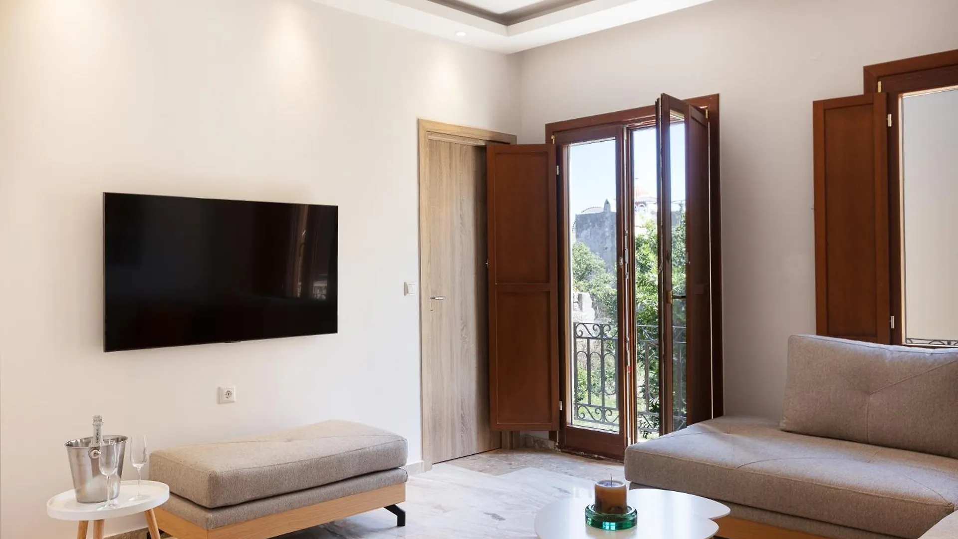 The Old Town Gem Apartment Rethymno  Greece